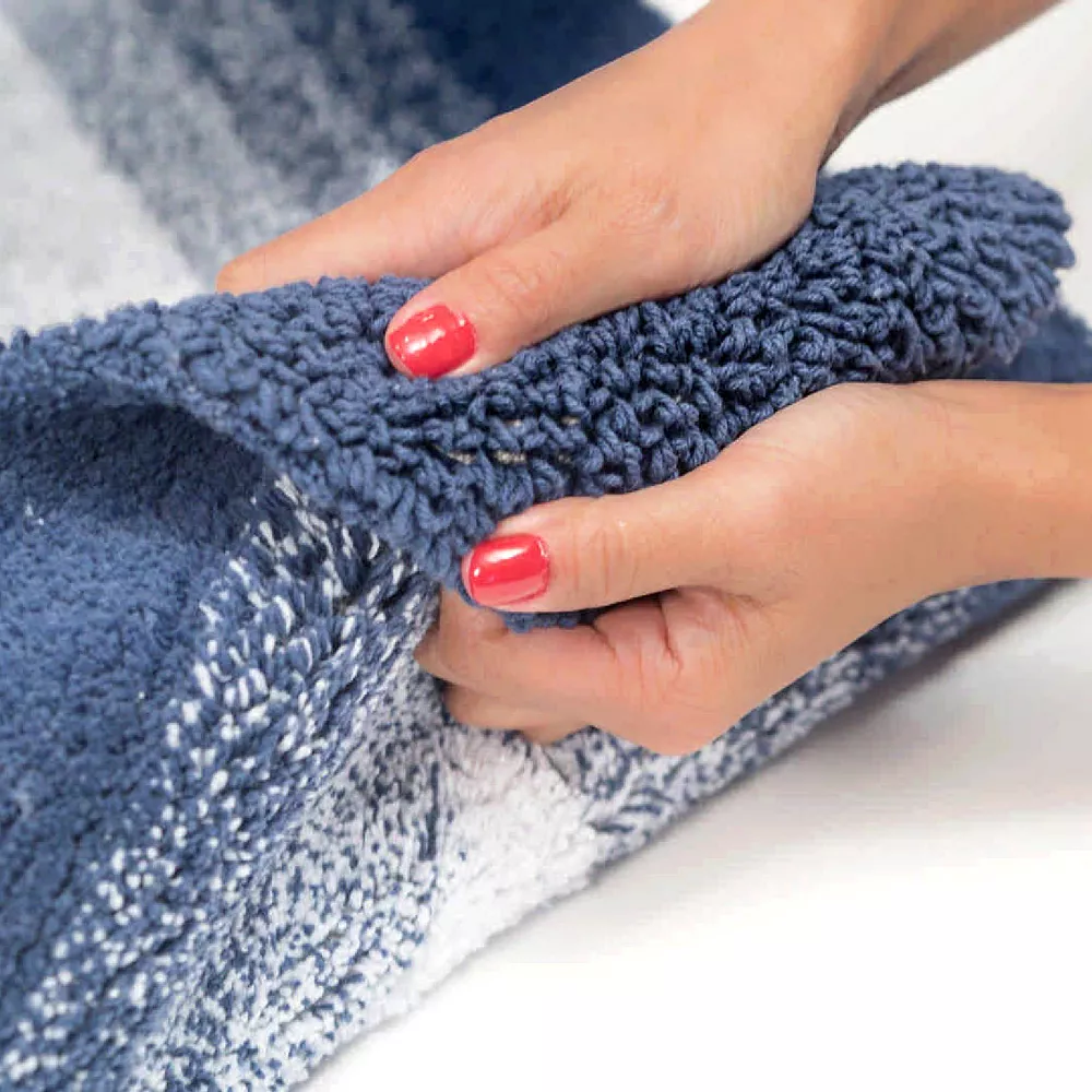 Chesapeake Whitney Ombre Reversible 2-piece Bath Rug Set - Image 4