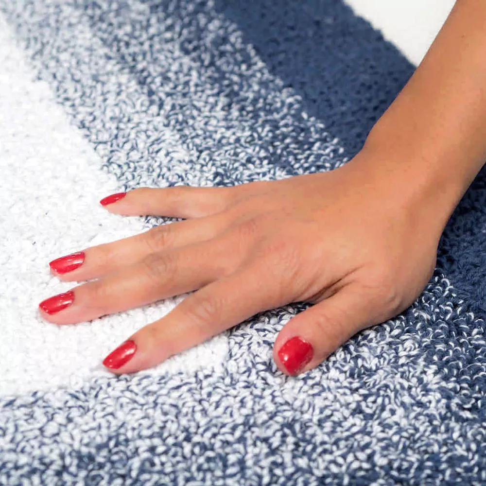 Chesapeake Whitney Ombre Reversible 2-piece Bath Rug Set - Image 5