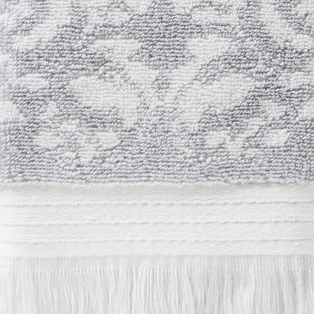 SKL Home Carrick Medallion 2-piece Hand Towel Set - Image 2