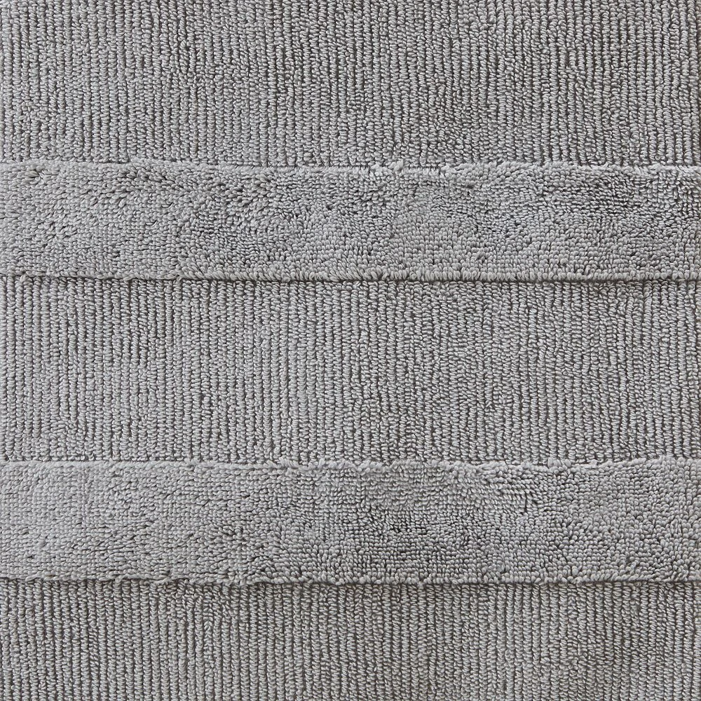 SKL Home Efrie Bath Towel - Image 2