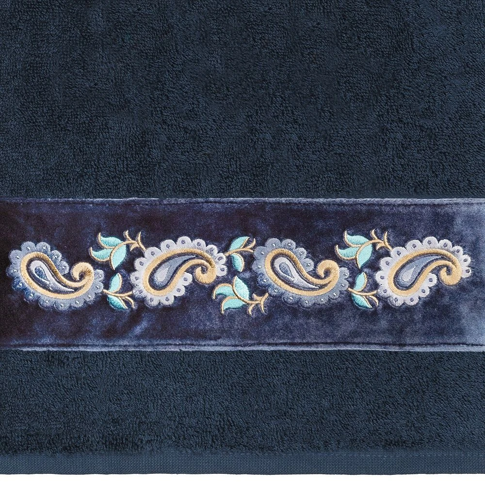 Linum Home Textiles Turkish Cotton Mackenzie 3-piece Embellished Towel Set - Image 5